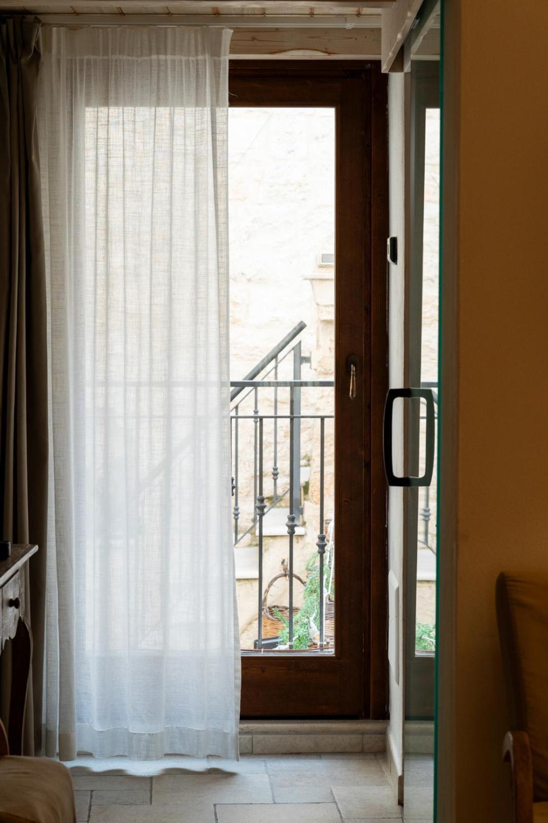 Santo Stefano Home & Breakfast Поліньяно-а-Маре Екстер'єр фото